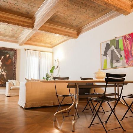 Ht - Casa Del Pittore In Piazza Delle Erbe Padova Eksteriør bilde