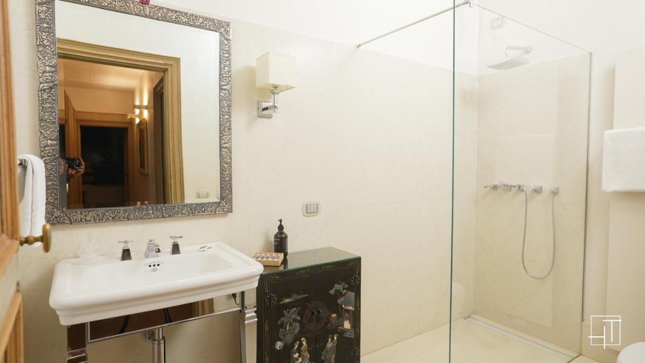 Ht - Casa Del Pittore In Piazza Delle Erbe Padova Eksteriør bilde